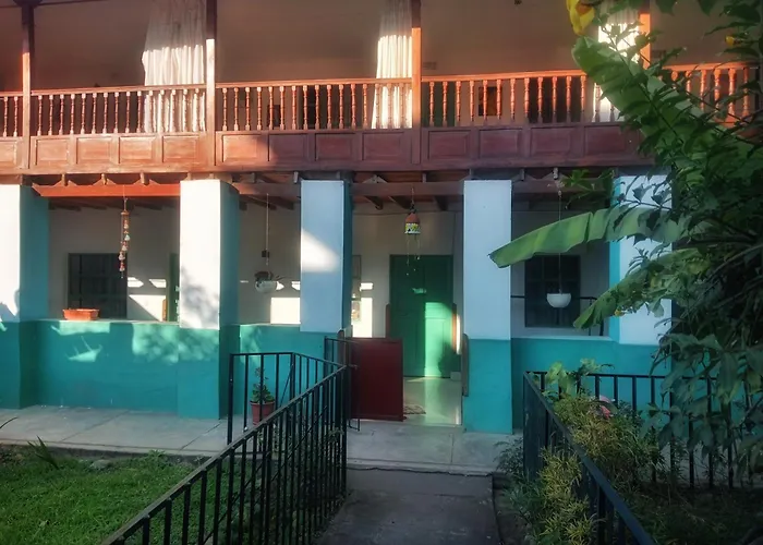 Casa *